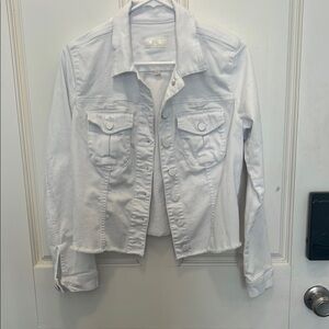 EUC Kut from the Kloth white denim jacket with frayed hem. Size Medium Petite